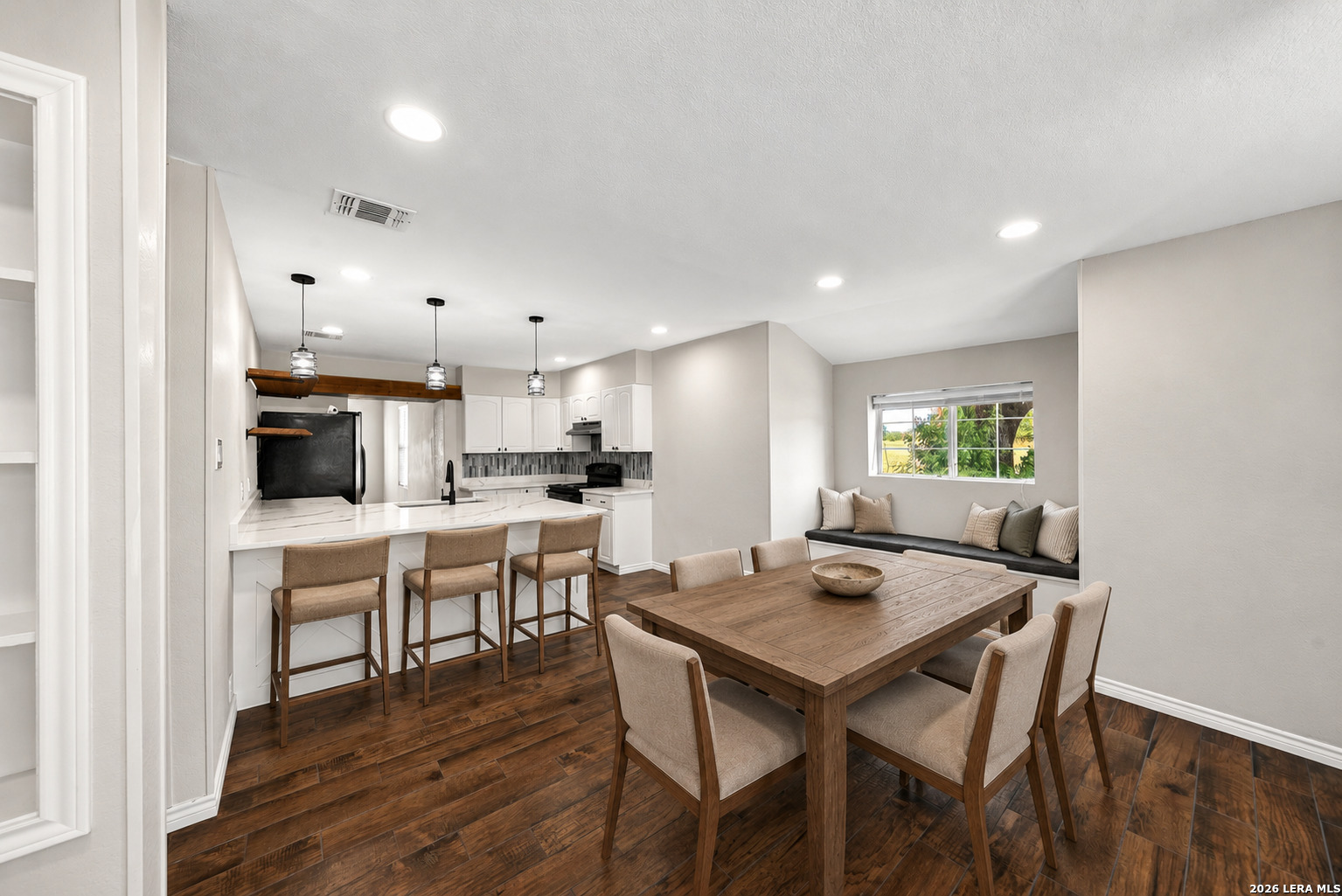225/255/285 SAN ANTONIO AVE