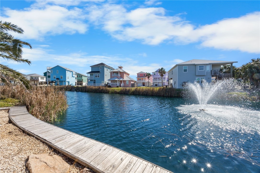 162 La Concha Blvd 38