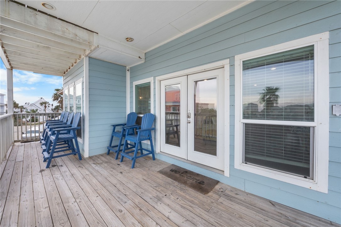 162 La Concha Blvd 38