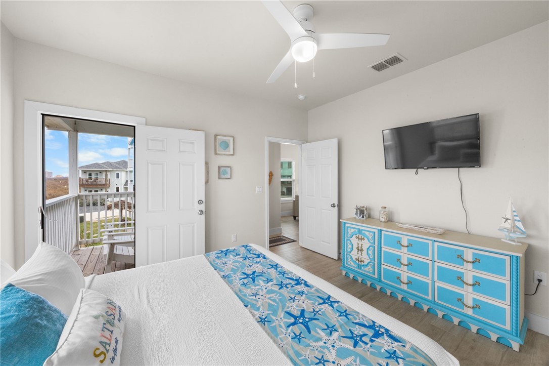 162 La Concha Blvd 38