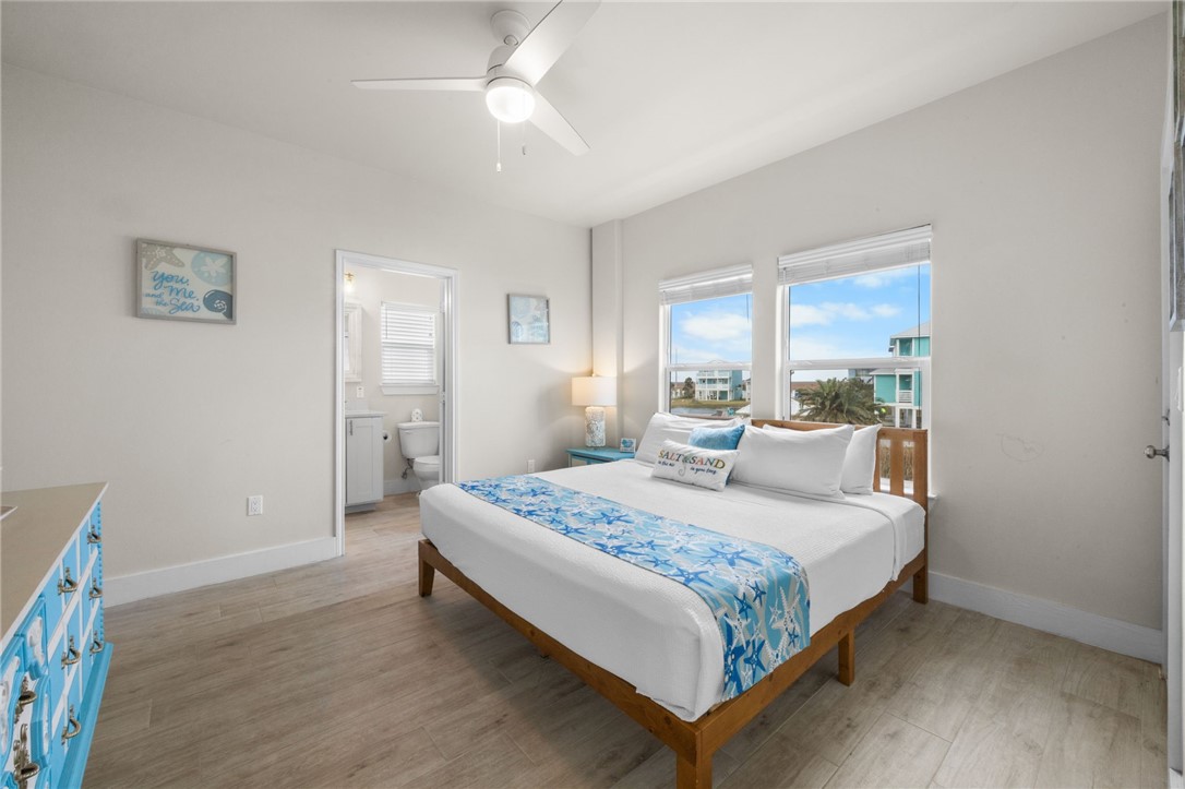 162 La Concha Blvd 38