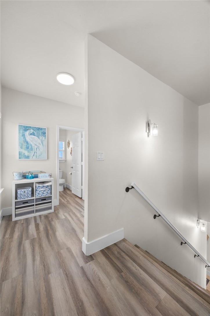 162 La Concha Blvd 38