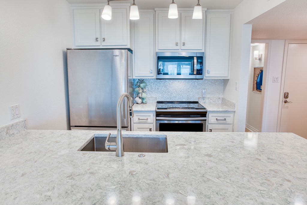303 Nassau Dr