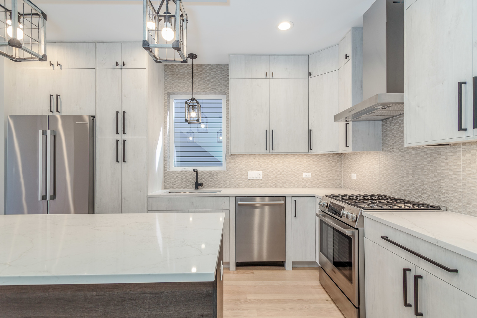 1340 N Central Park Avenue