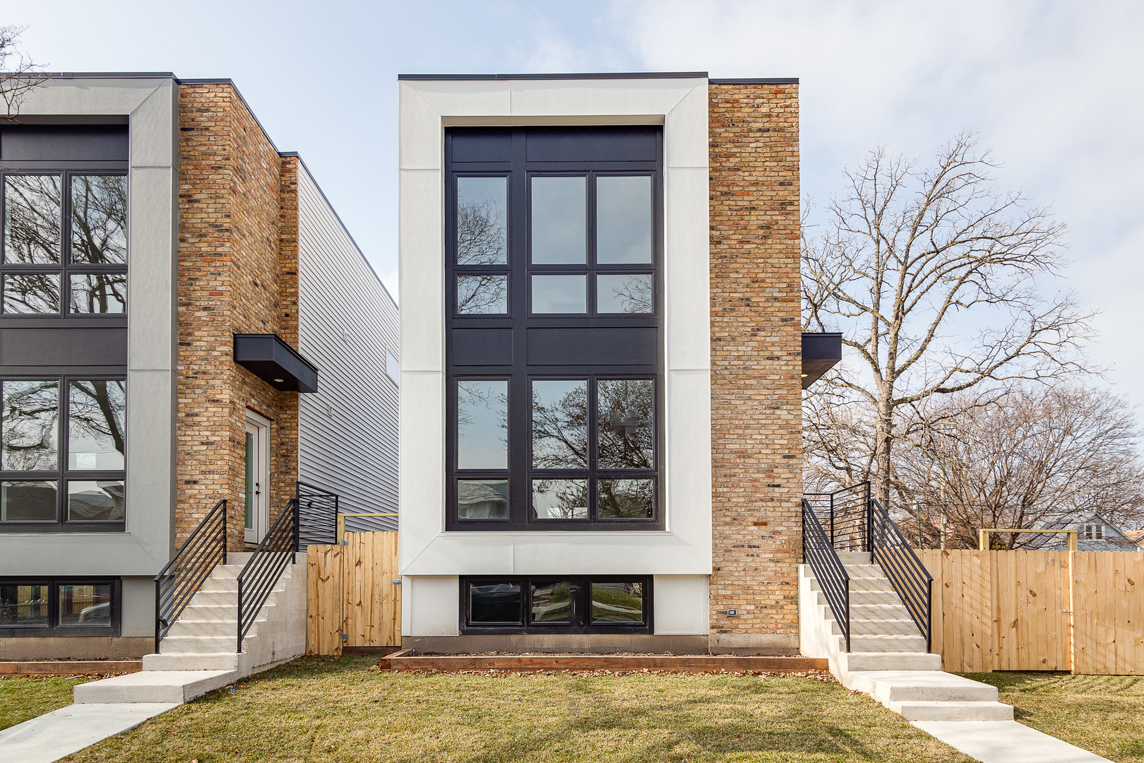 2164 N Mulligan Avenue