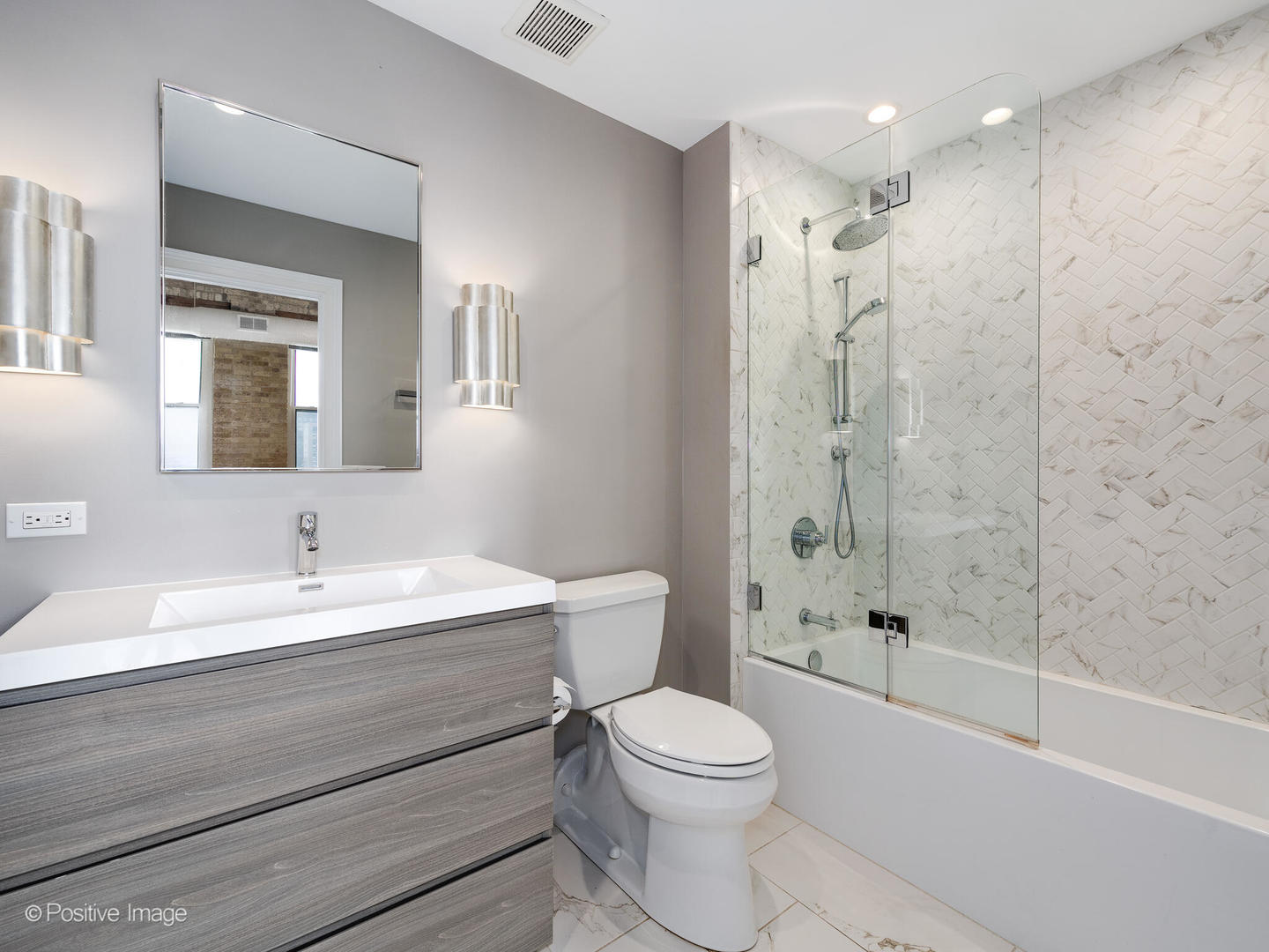 312 N MAY Street Unit: 6K
