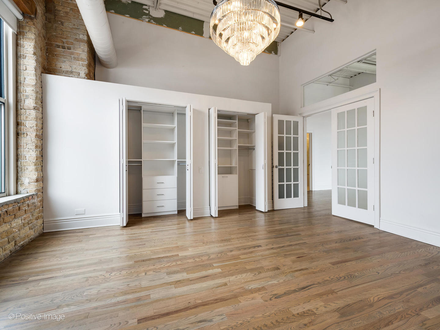 312 N MAY Street Unit: 6K