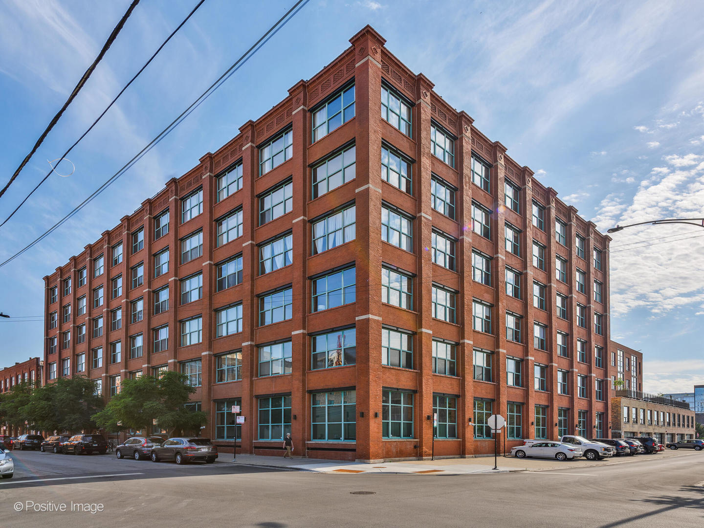 312 N MAY Street Unit: 6K