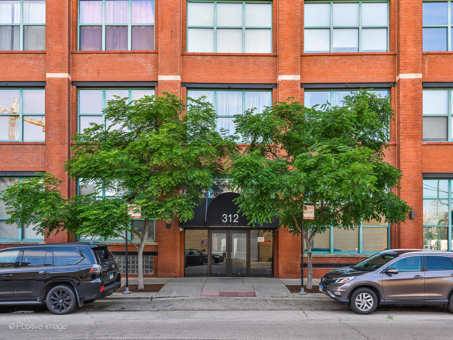 312 N MAY Street Unit: 6K