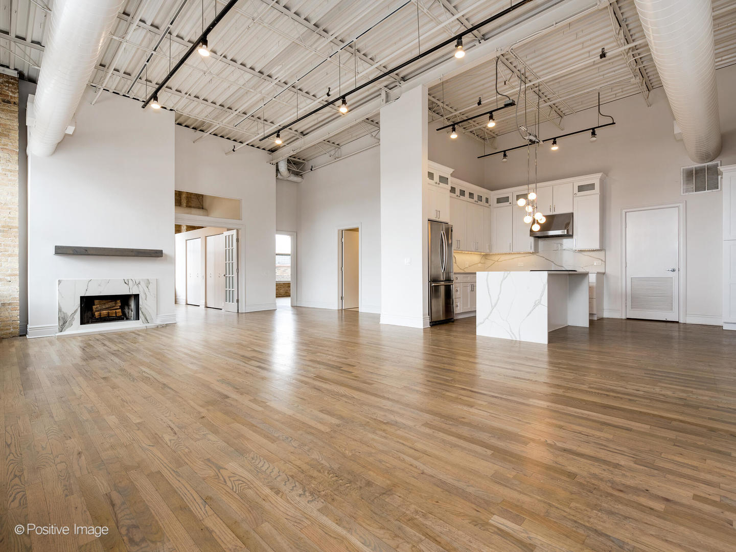 312 N MAY Street Unit: 6K