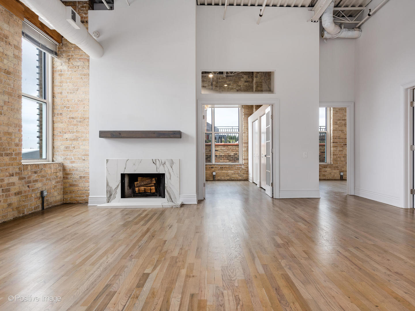 312 N MAY Street Unit: 6K