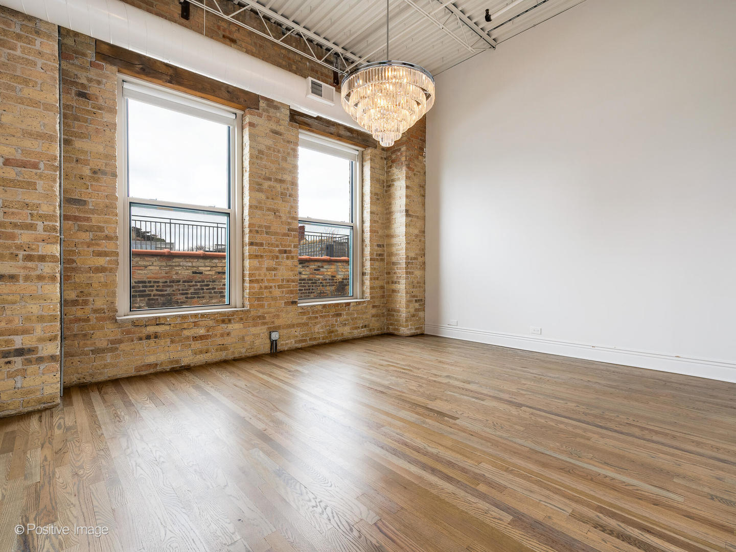 312 N MAY Street Unit: 6K