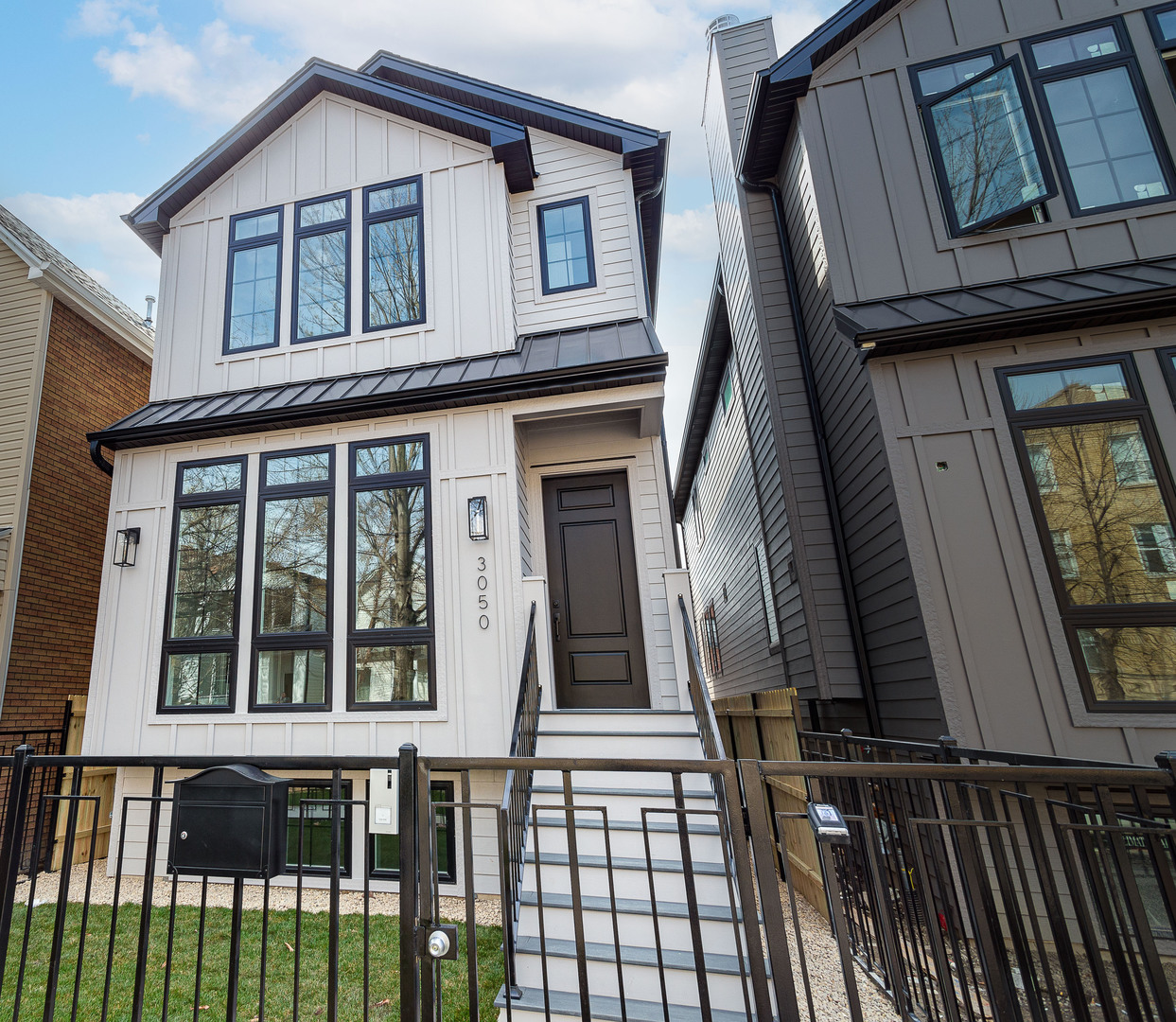 3050 N Spaulding Avenue