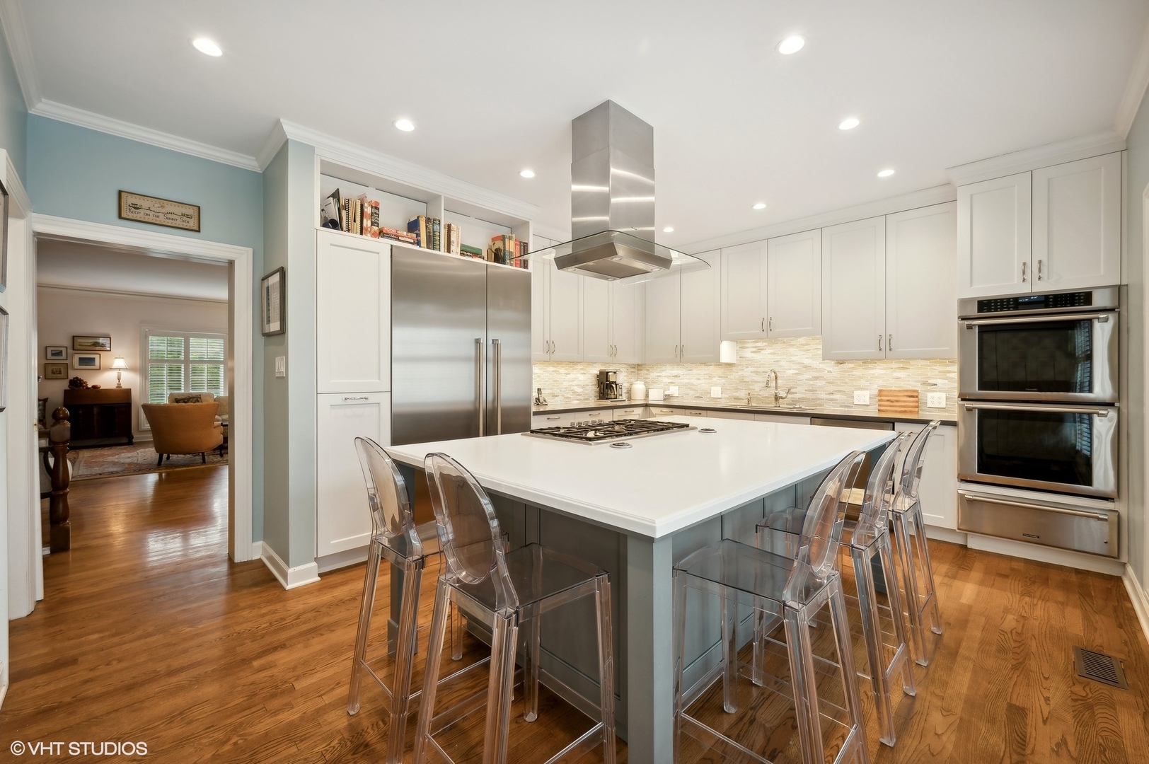1149 W Vernon Park Place Unit: M