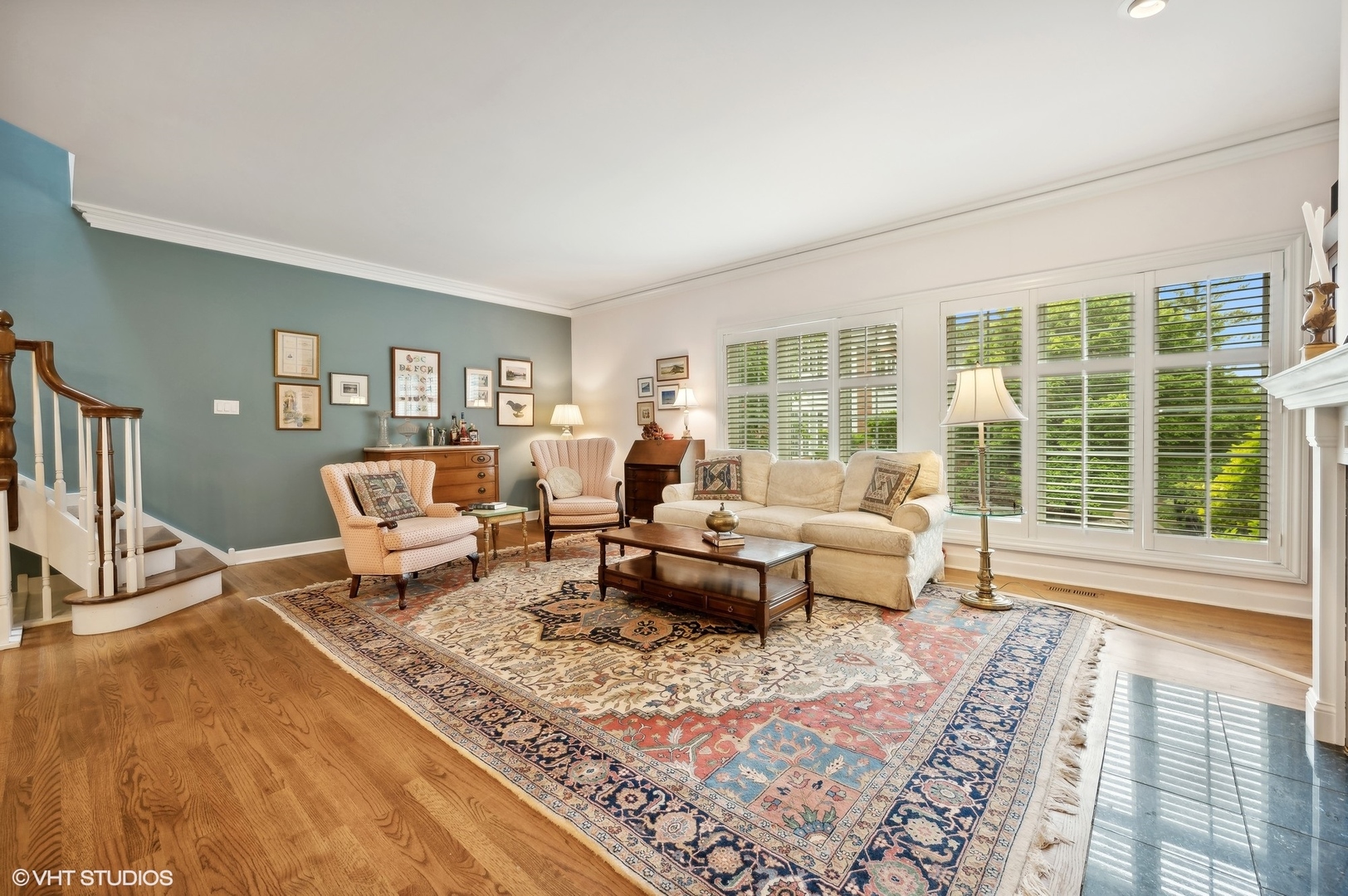 1149 W Vernon Park Place Unit: M