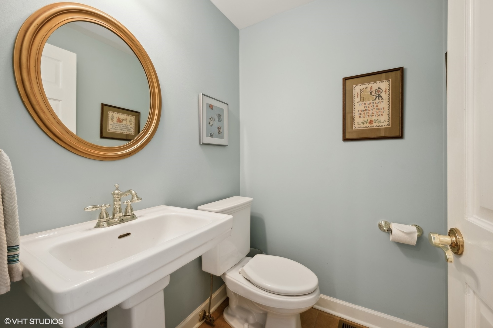1149 W Vernon Park Place Unit: M