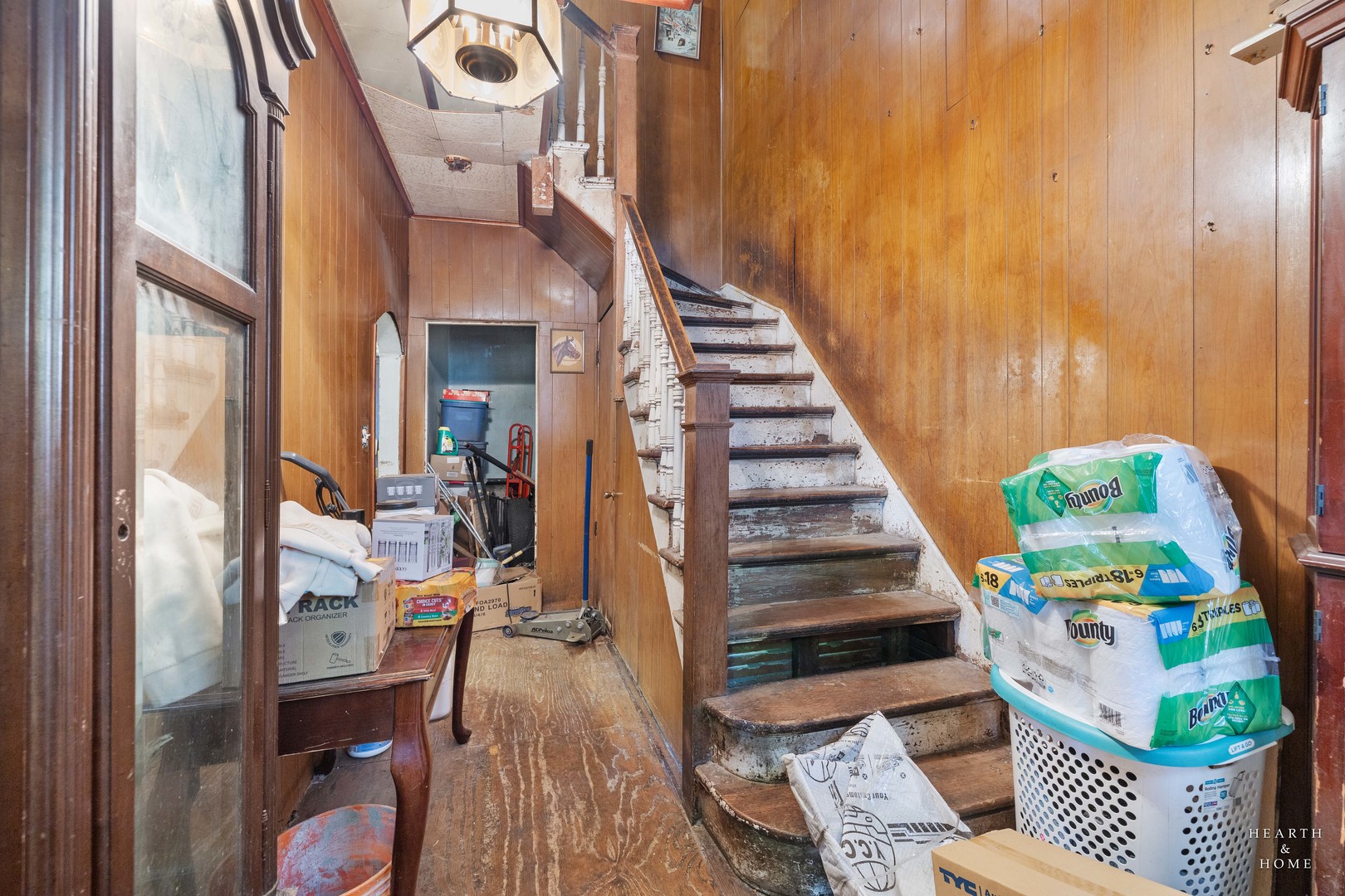 3758 W Shakespeare Avenue