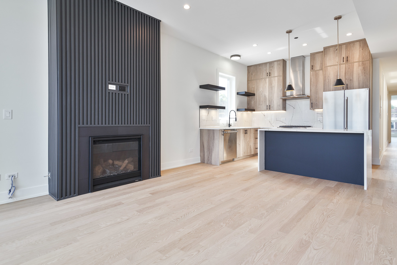 4119 N Ashland Avenue Unit: 3S