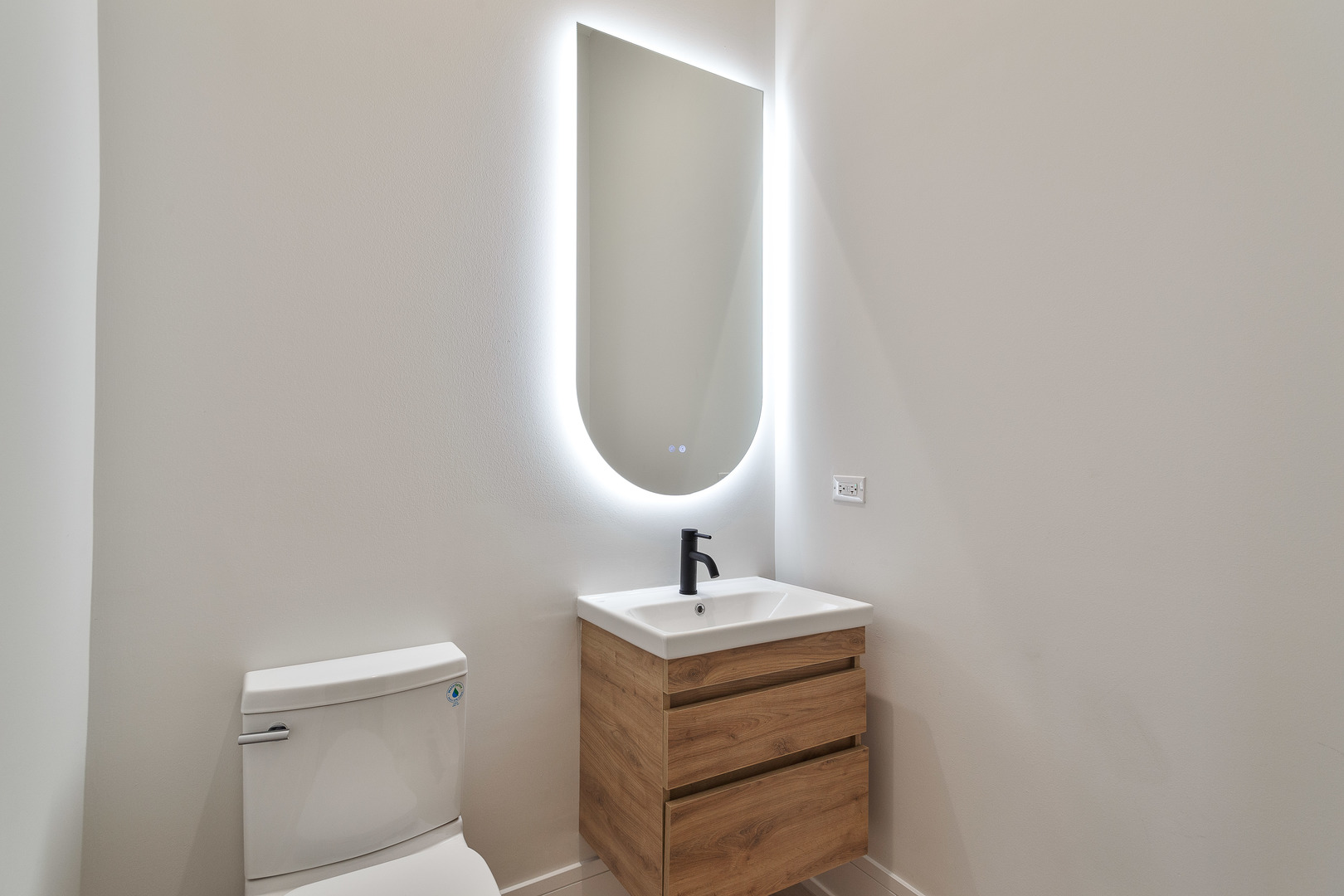 3454 W Potomac Avenue