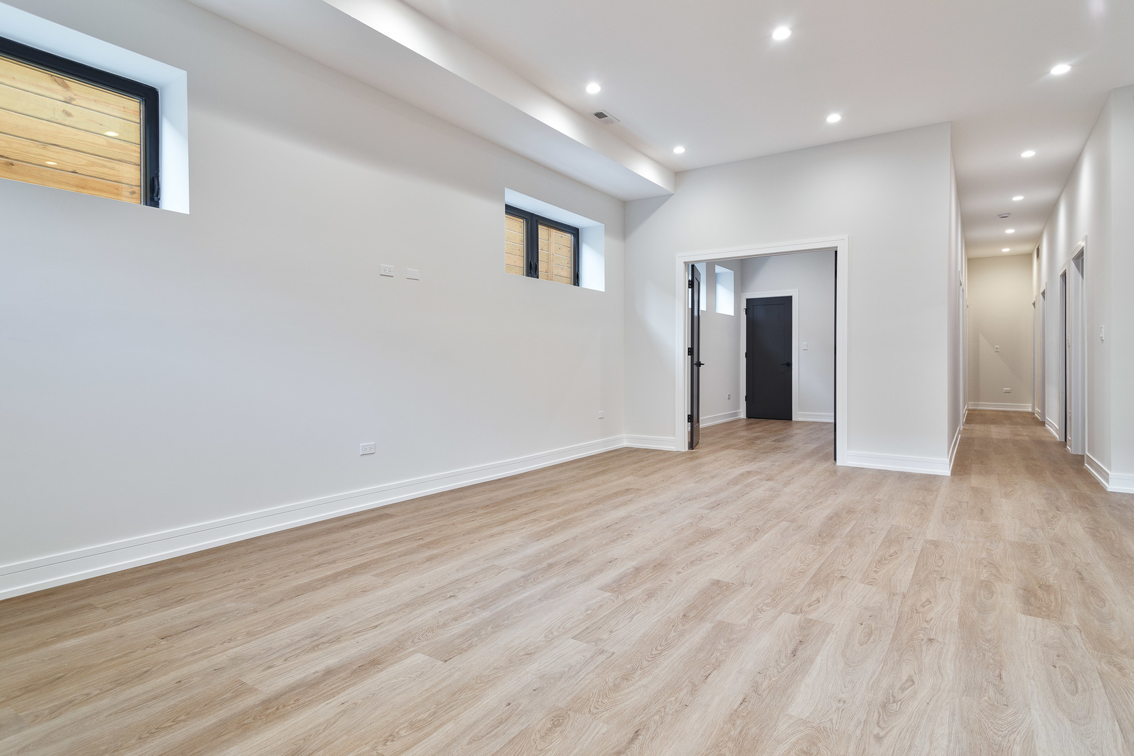 3454 W Potomac Avenue