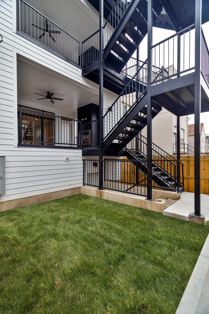1739 N Whipple Street Unit: 1