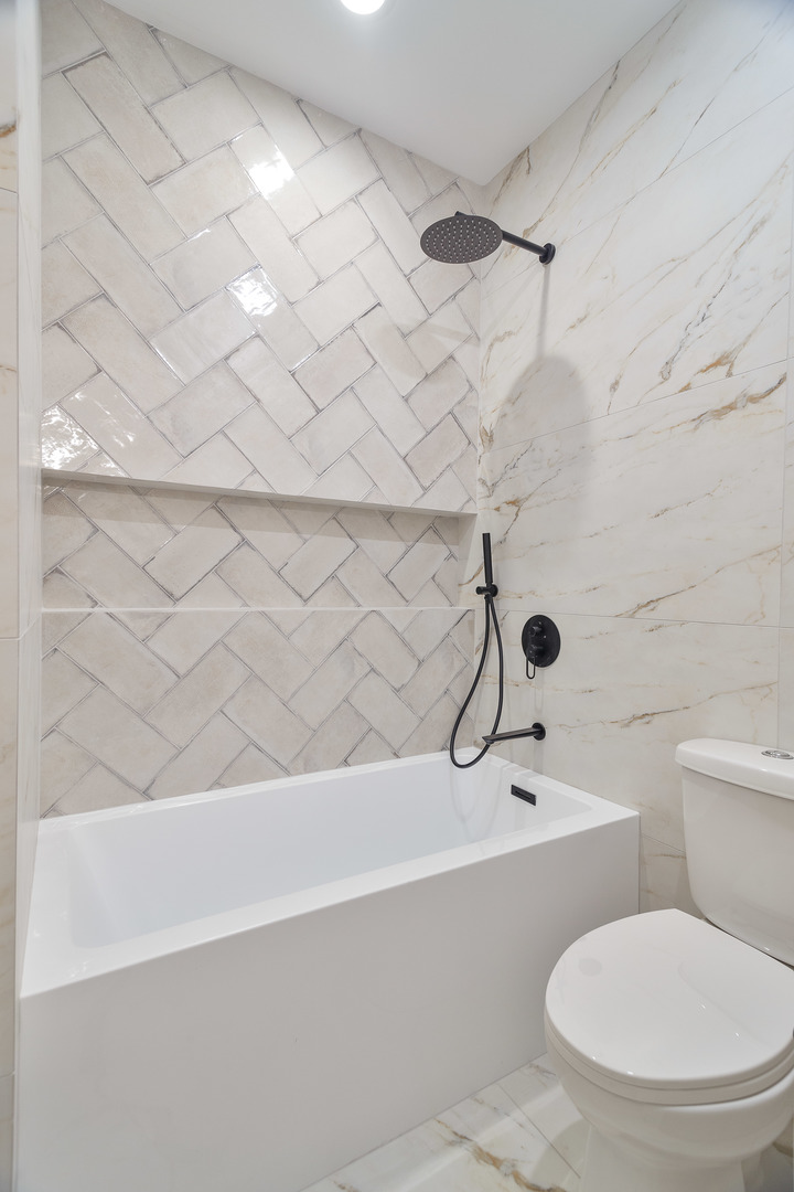 1739 N Whipple Street Unit: 1