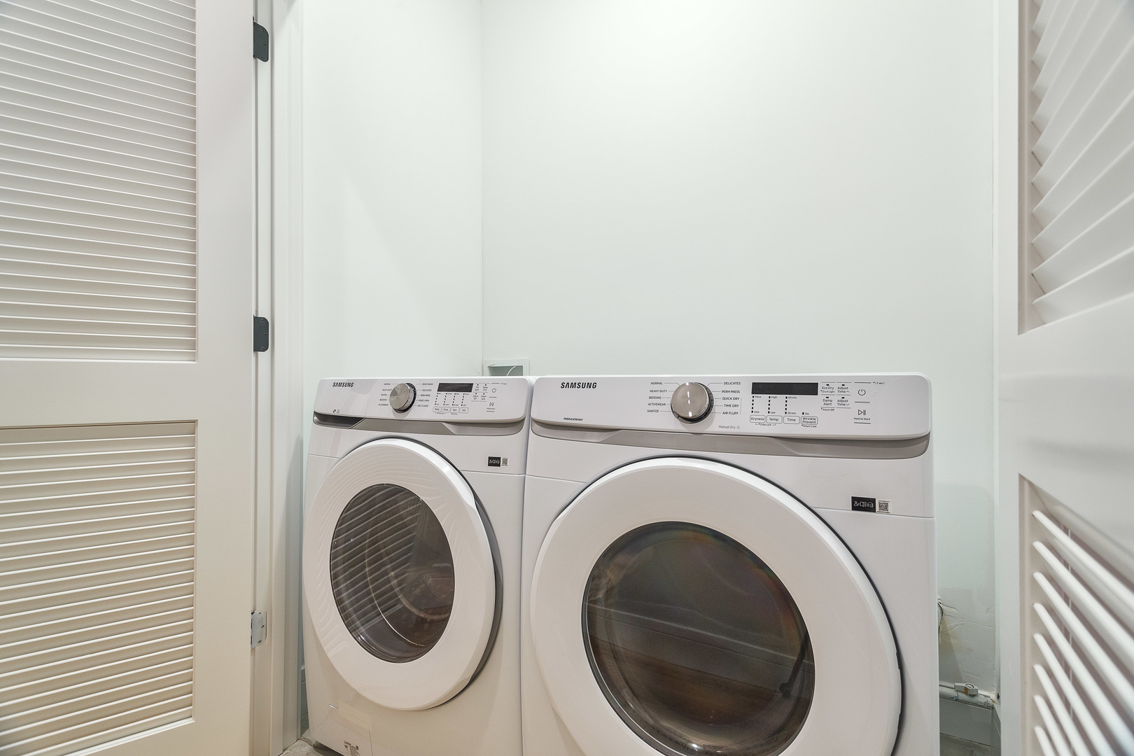 1739 N Whipple Street Unit: 1