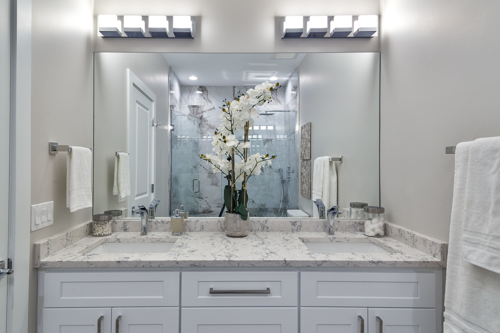 3456 N Central Avenue