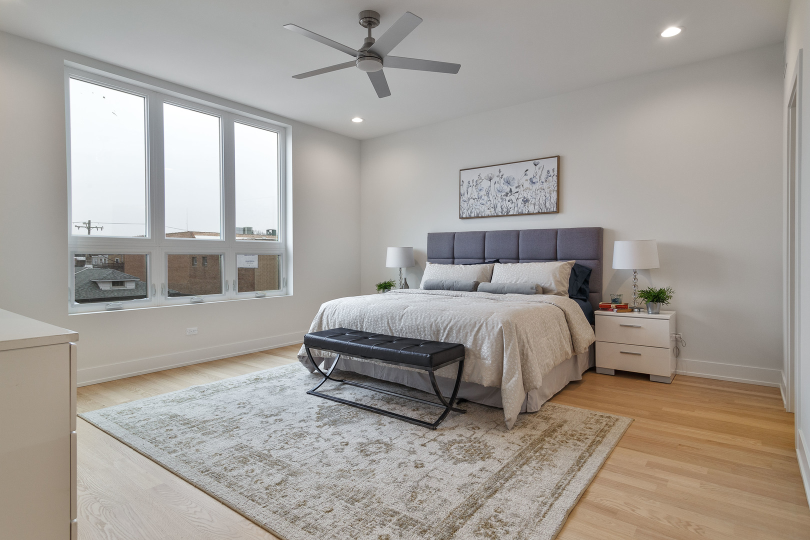 3456 N Central Avenue