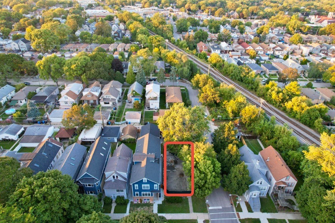 5000 W Argyle Street