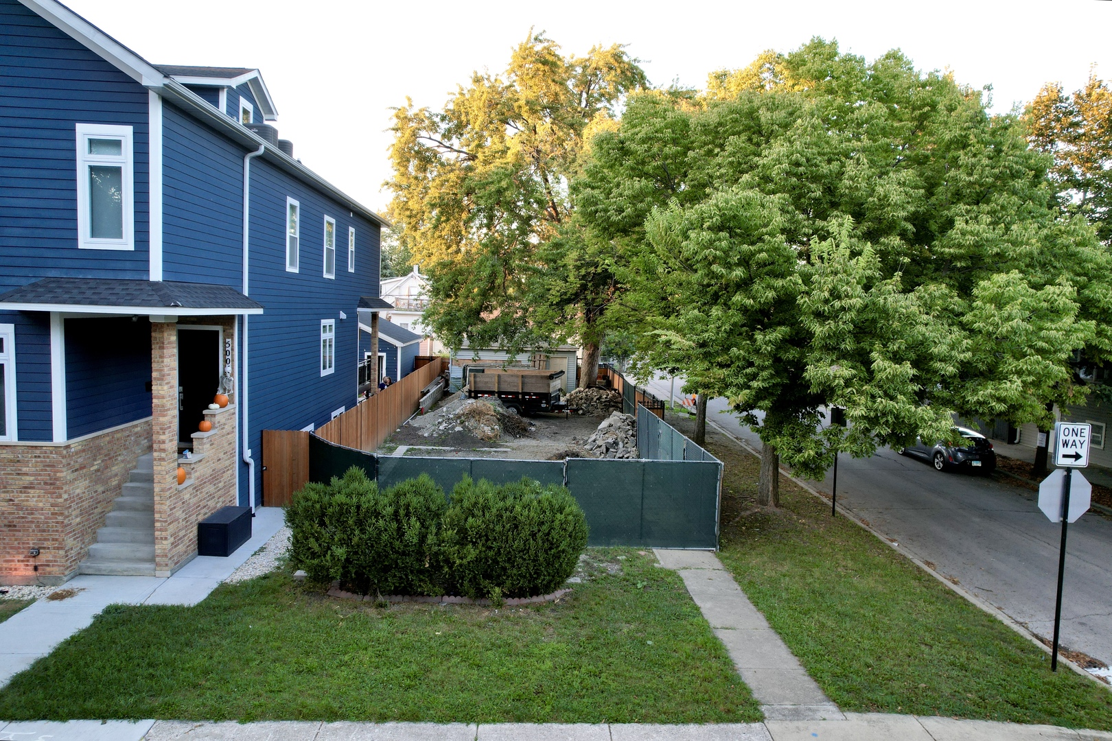 5000 W Argyle Street