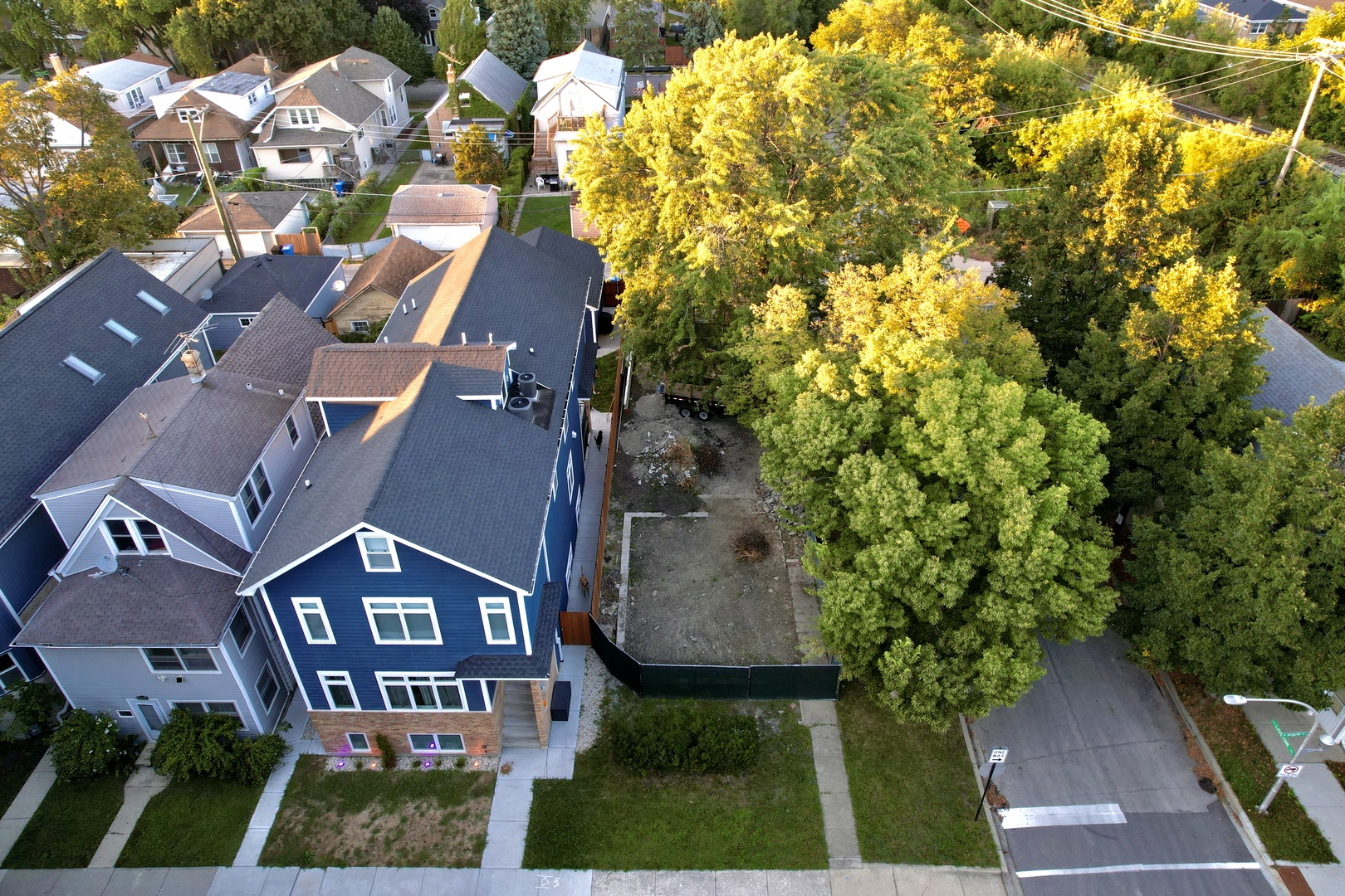 5000 W Argyle Street