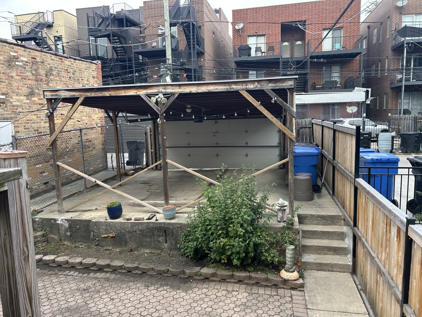 2434 W Thomas Street