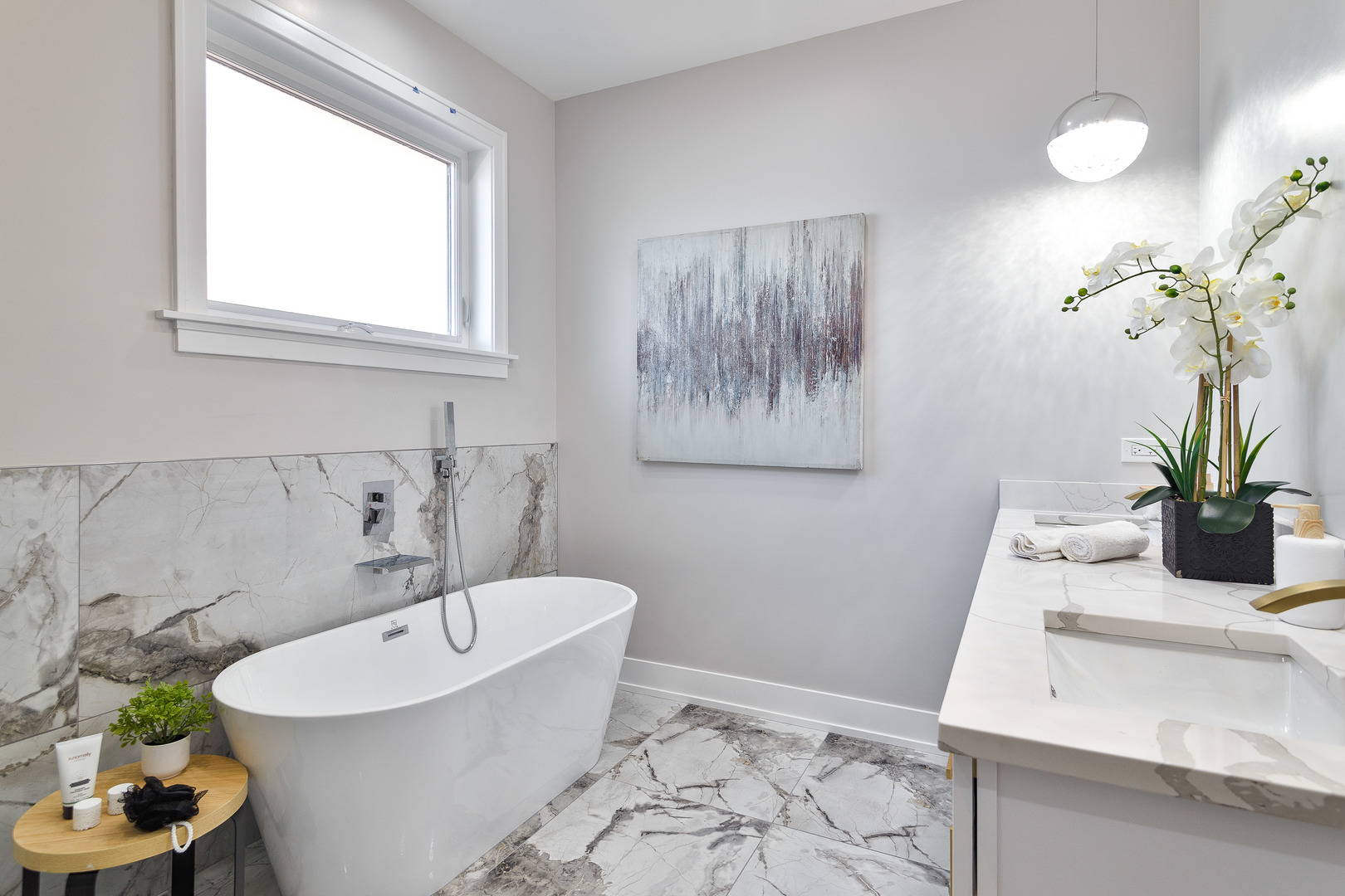 4602 N Springfield Avenue