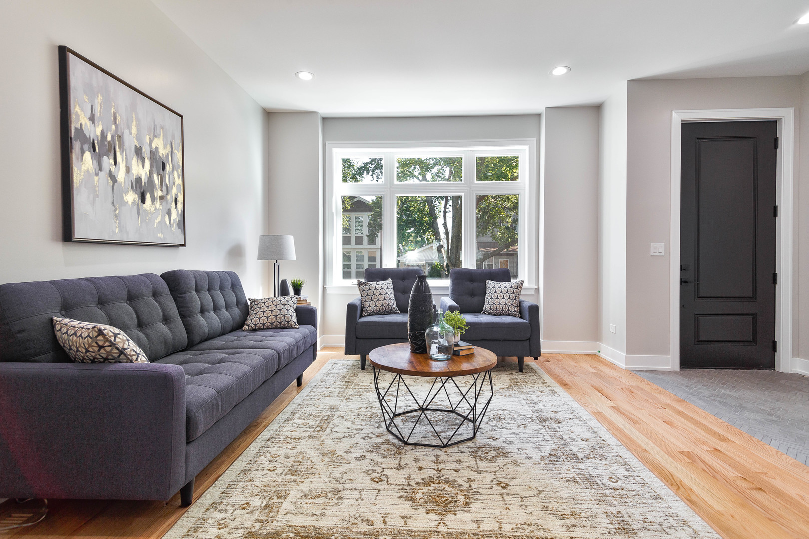 4602 N Springfield Avenue