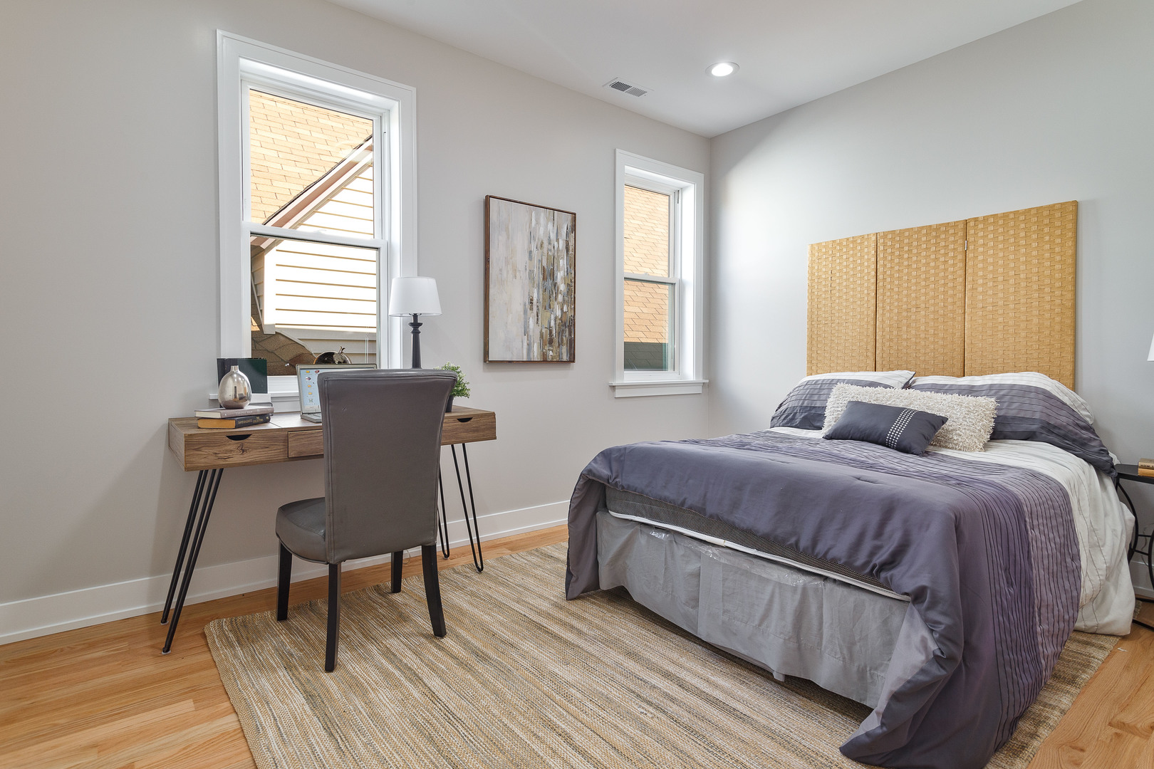 4602 N Springfield Avenue