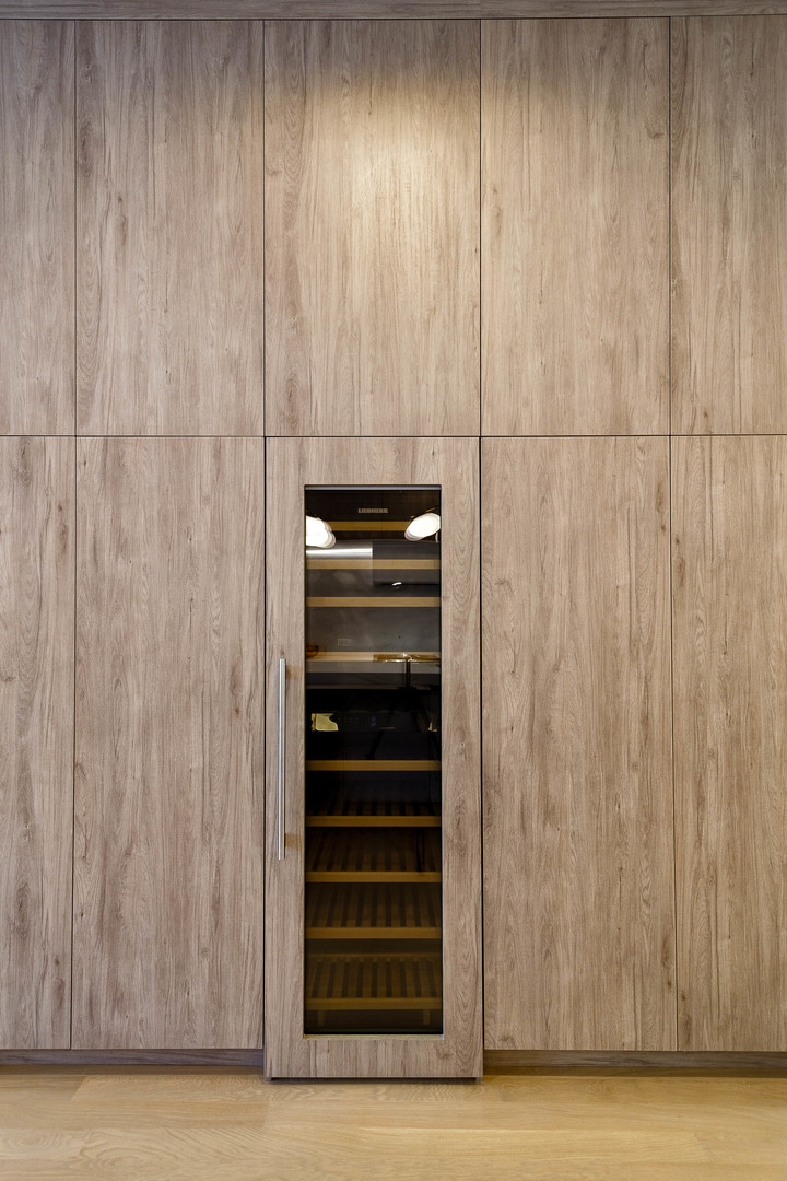 1416 W Warner Avenue