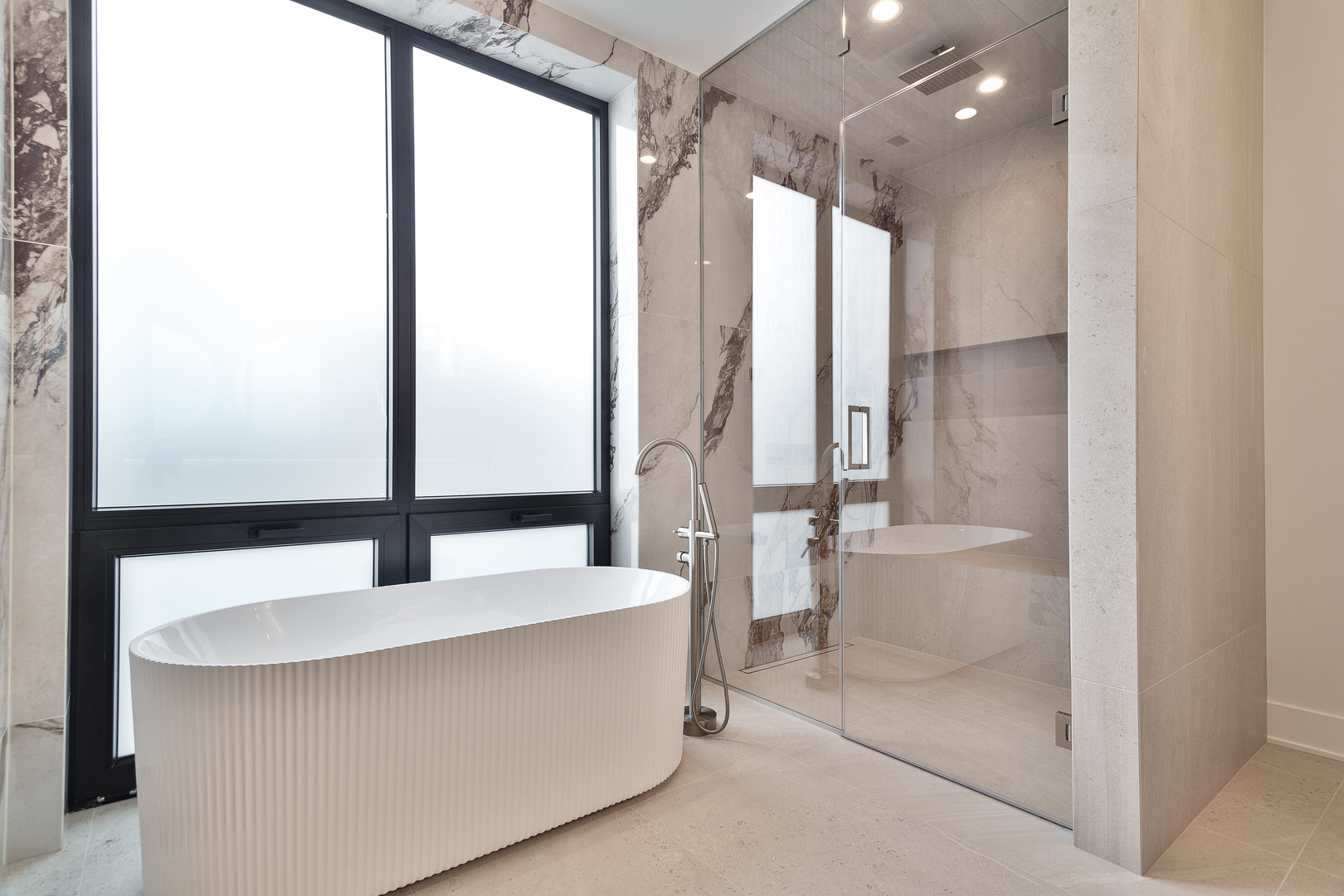 1416 W Warner Avenue