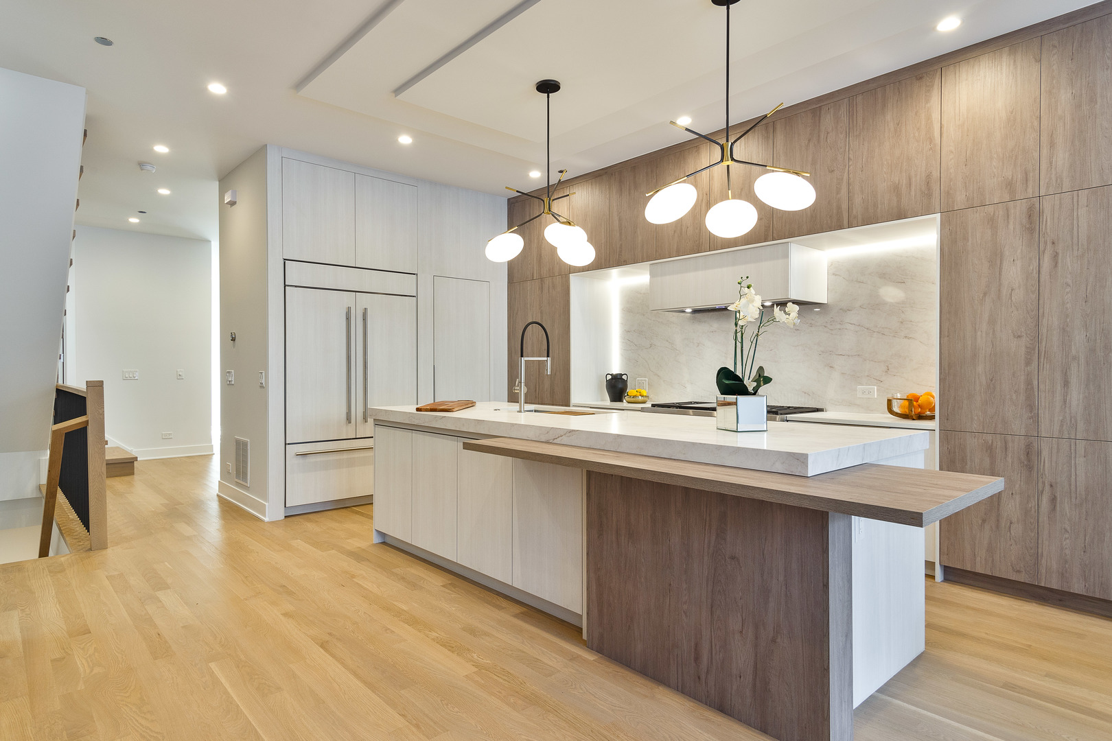 1416 W Warner Avenue