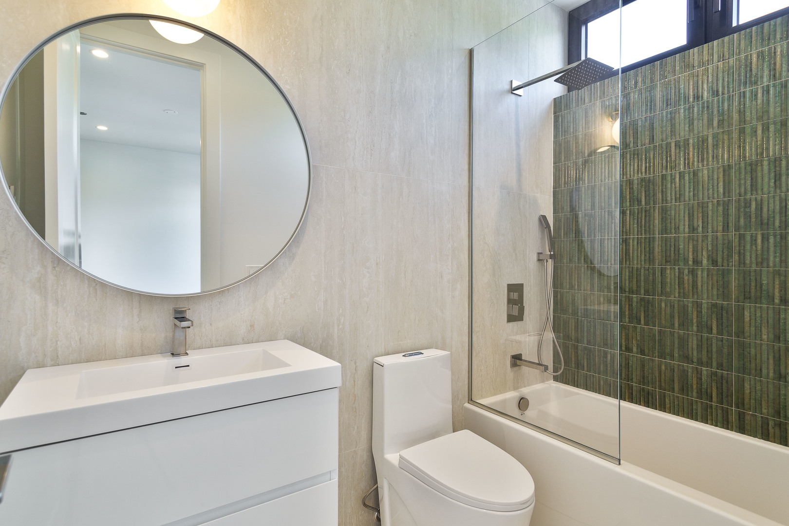 1416 W Warner Avenue