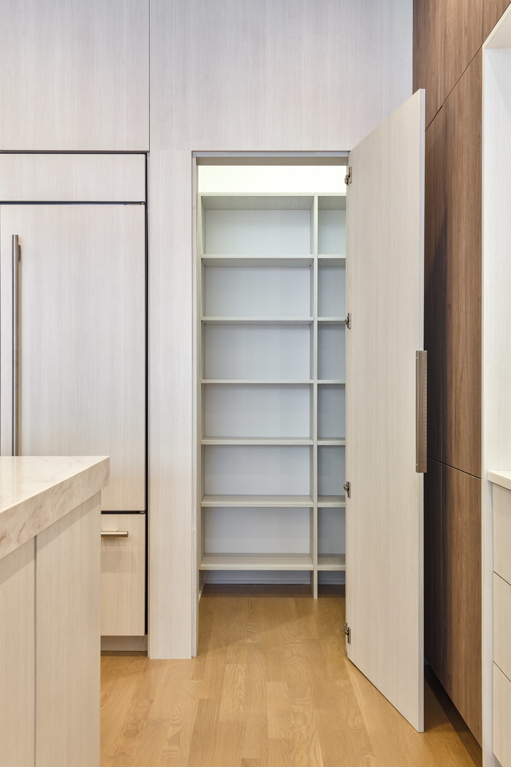 1416 W Warner Avenue