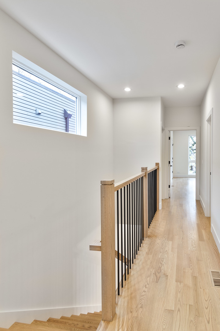 3015 N Normandy Avenue