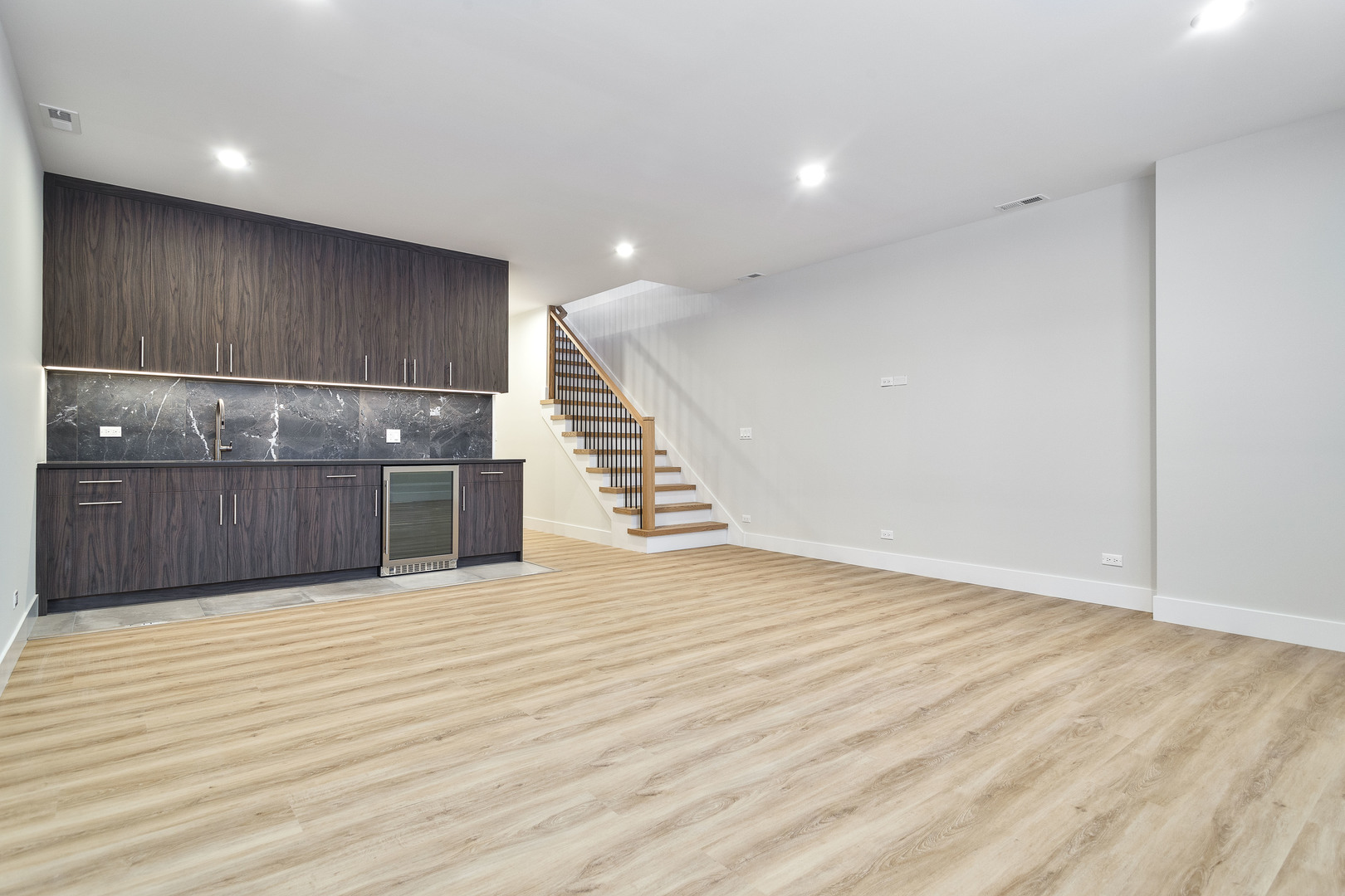 3013 N Normandy Avenue