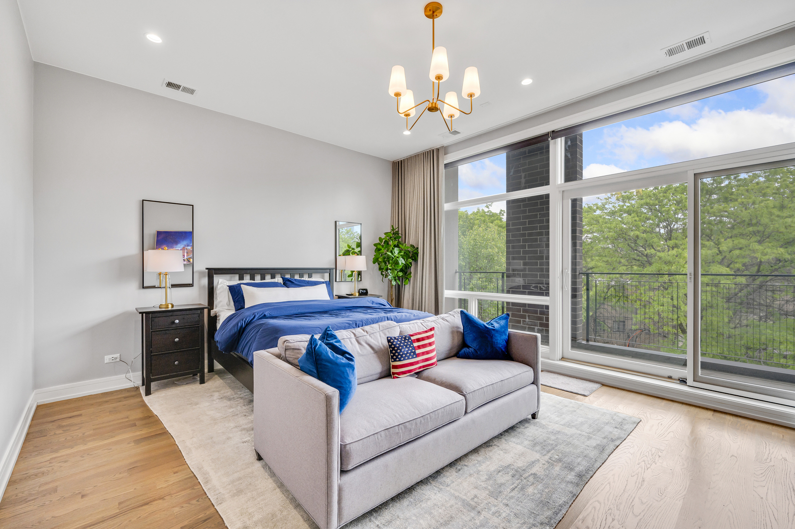 1310 N Cleveland Avenue Unit: 3