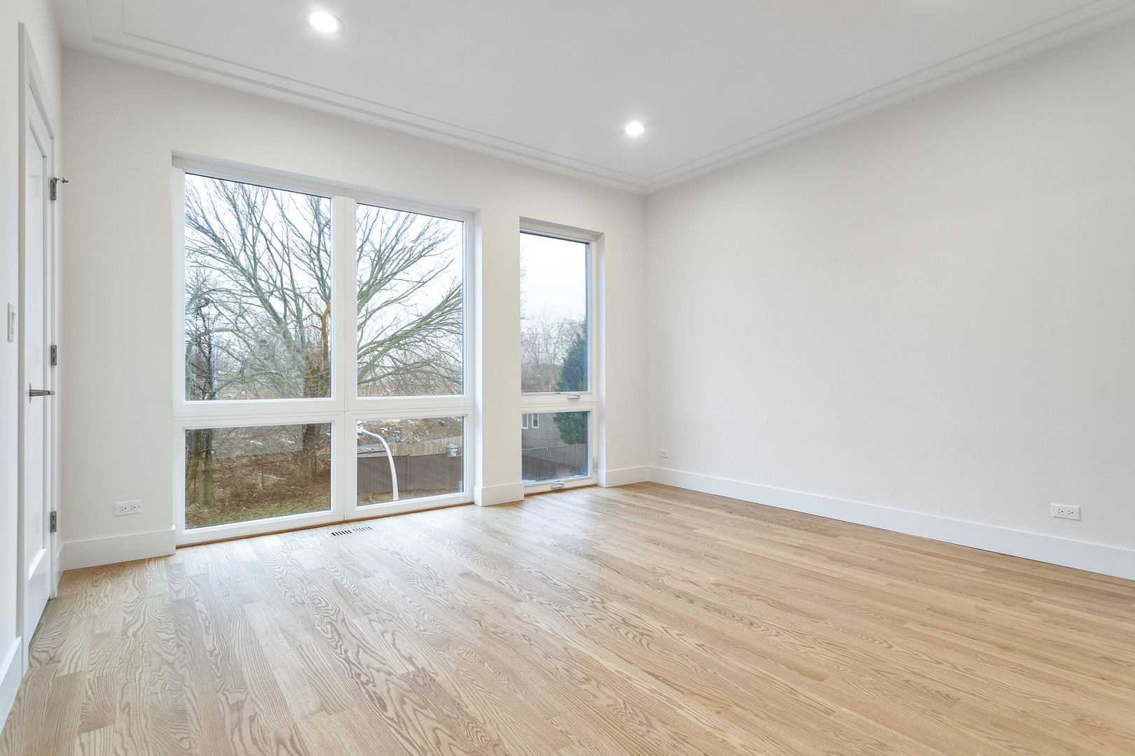 1521 N Lawndale Avenue