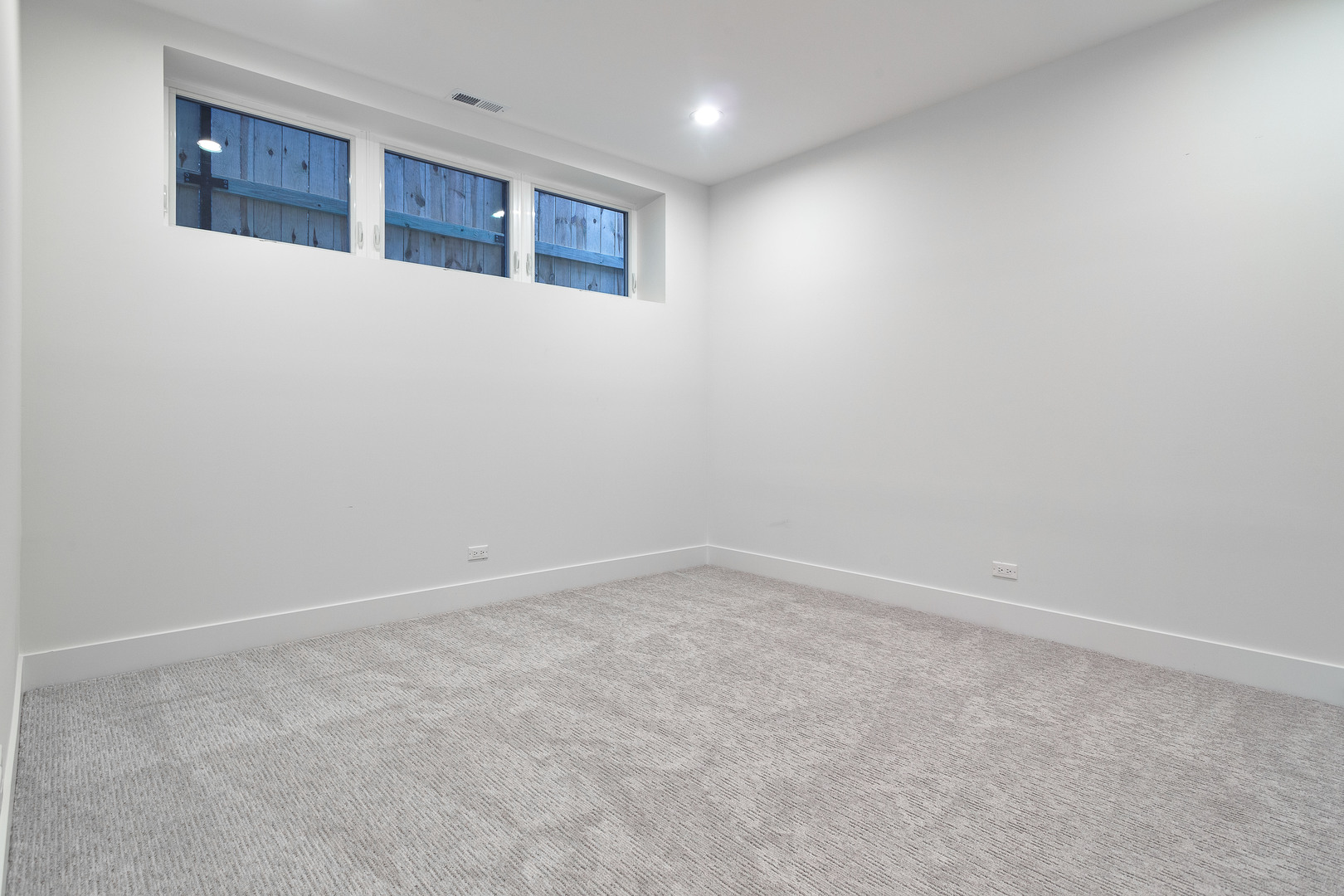 1521 N Lawndale Avenue