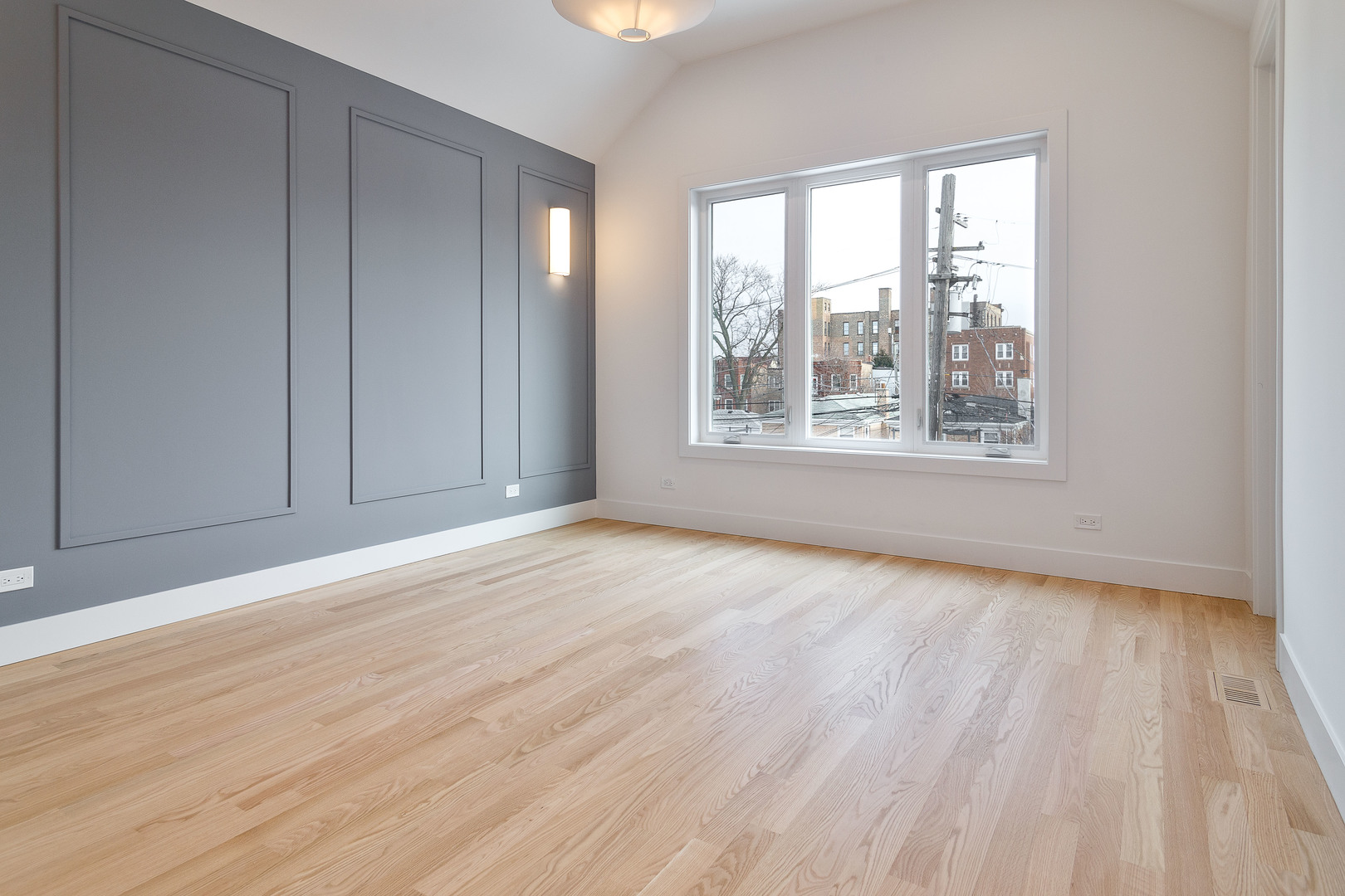 1837 N Lawndale Avenue