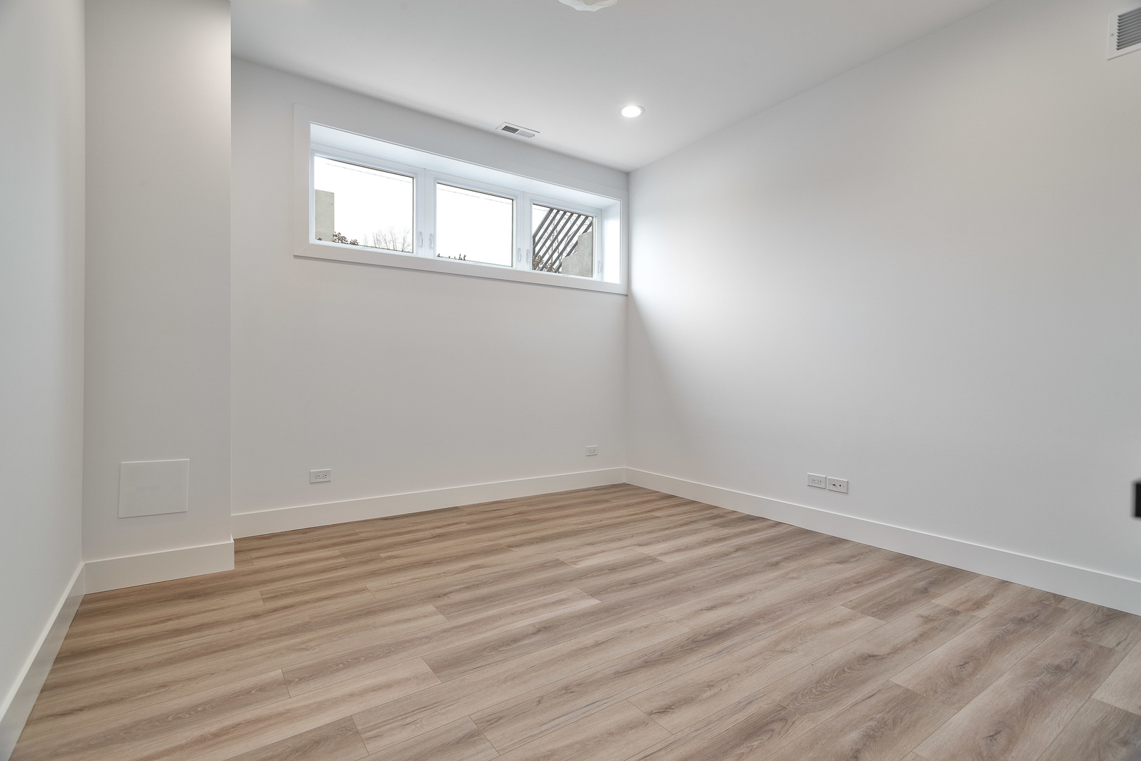 1837 N Lawndale Avenue