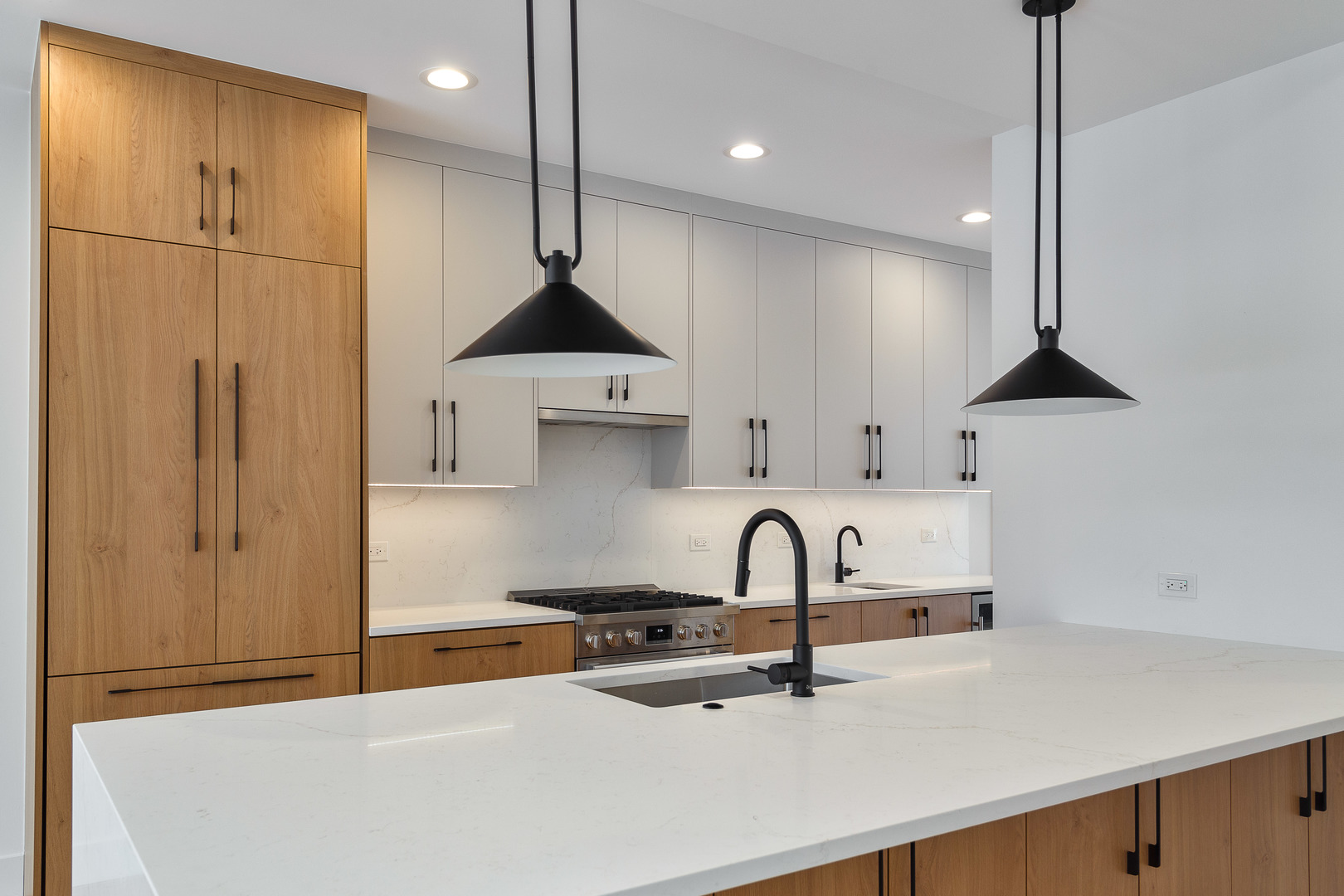 1837 N Lawndale Avenue