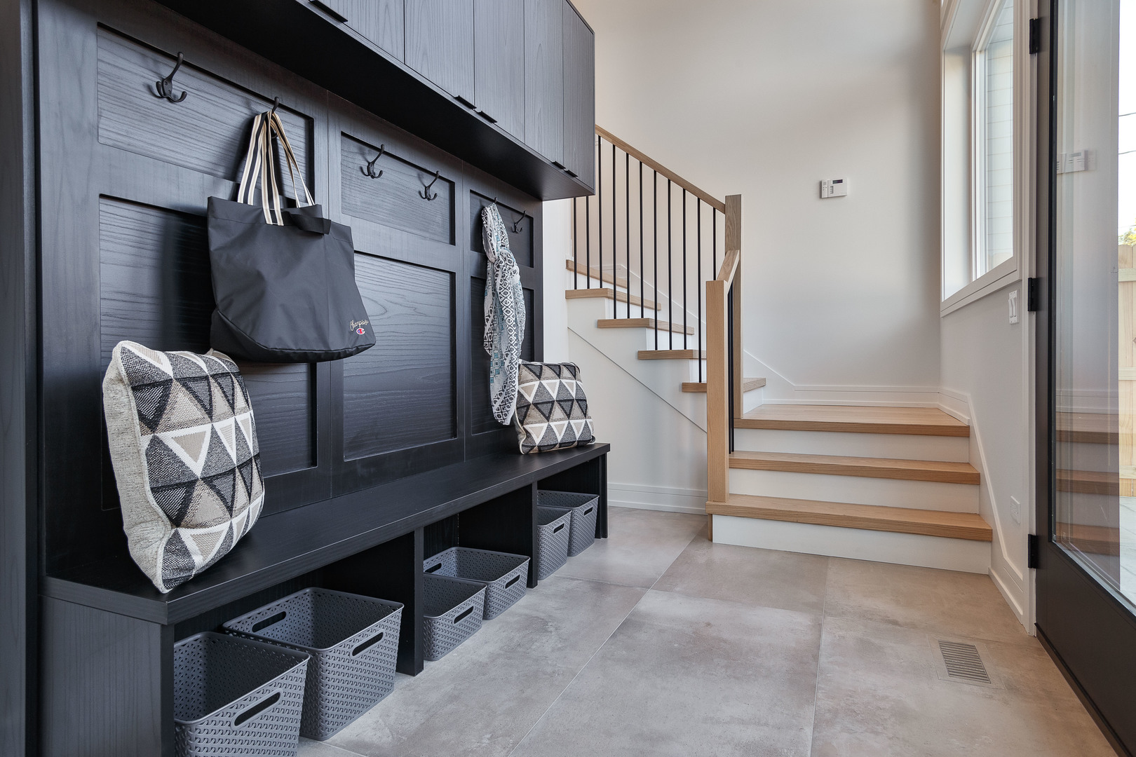 5620 N Francisco Avenue